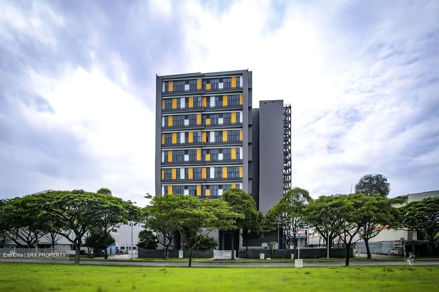 SUNHUAN BUILDING (D22), Factory #545149461